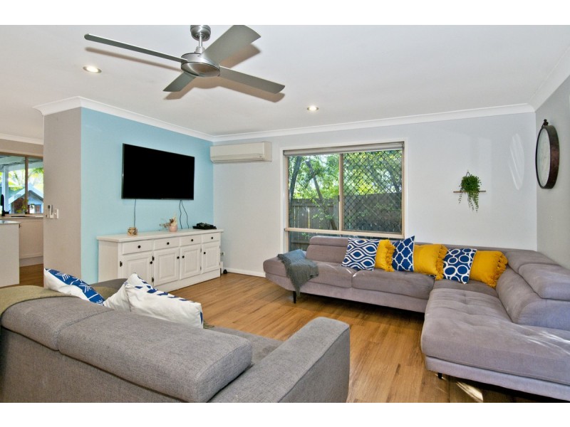 24 Catani Place, Helensvale QLD 4212