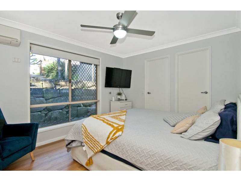24 Catani Place, Helensvale QLD 4212
