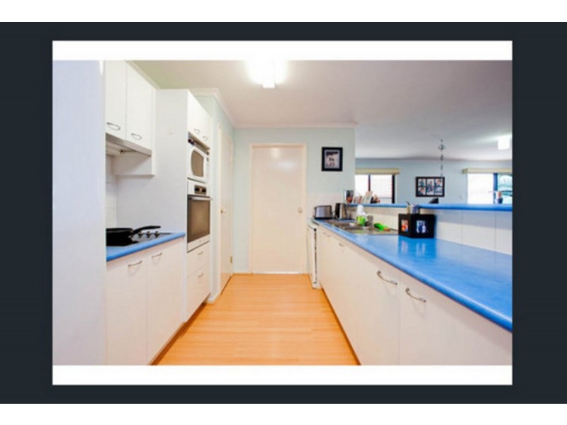 15 Crosby Avenue, Pacific Pines QLD 4211