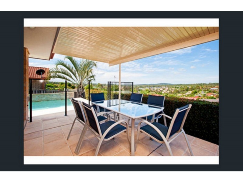 15 Crosby Avenue, Pacific Pines QLD 4211