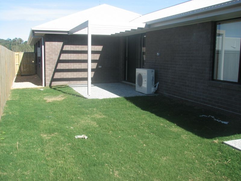2/19 Bidmead Street, Pimpama QLD 4209