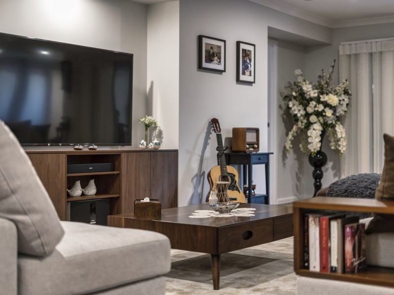 24 McAuley Parade, Pacific Pines QLD 4211