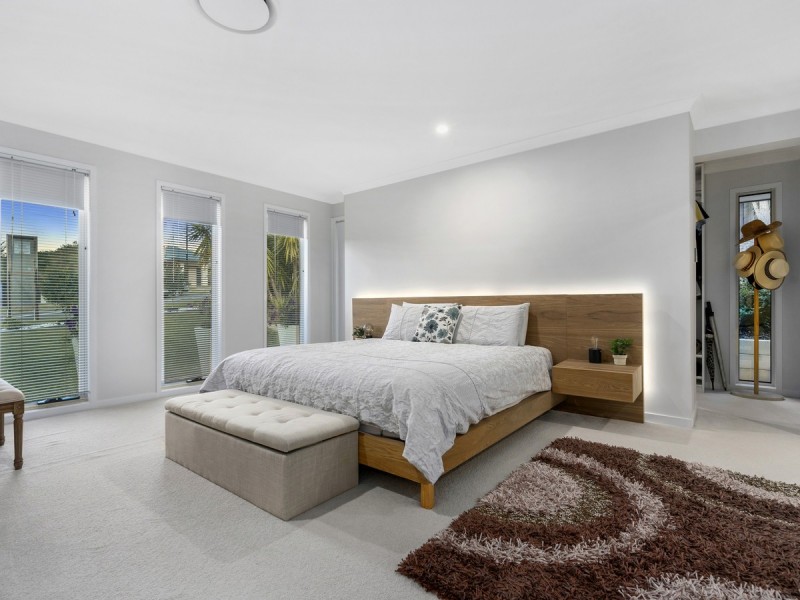 24 McAuley Parade, Pacific Pines QLD 4211