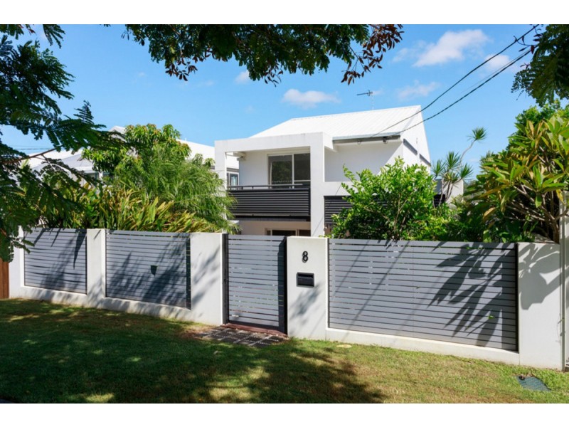 8 Buliti Street, Hope Island QLD 4212