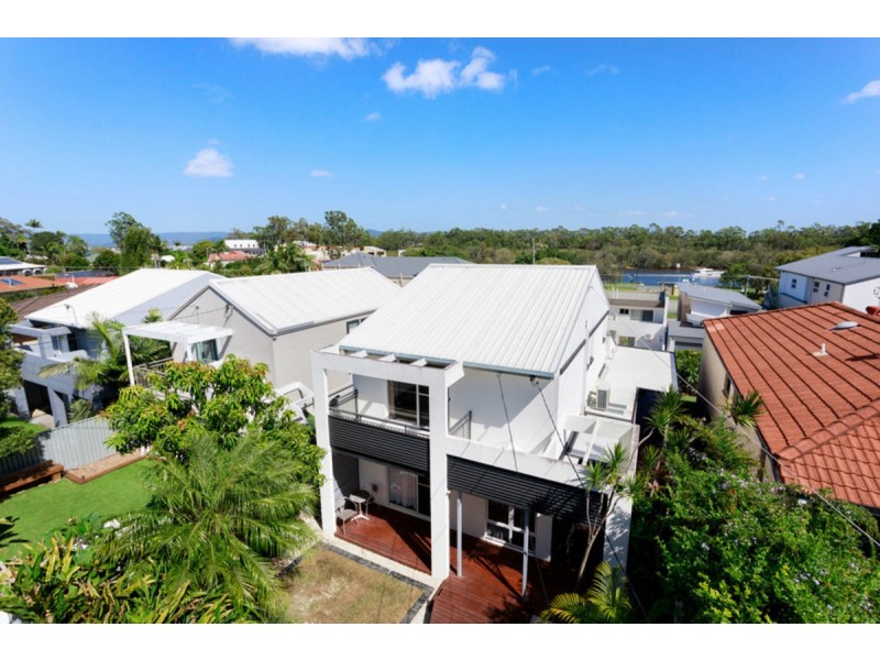 8 Buliti Street, Hope Island QLD 4212