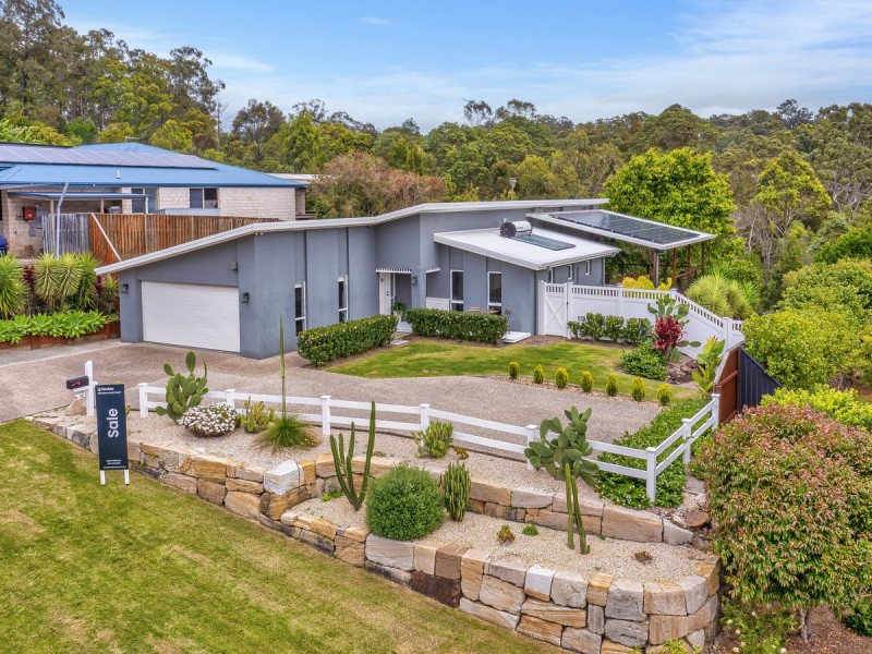 38 McAuley Parade, Pacific Pines QLD 4211