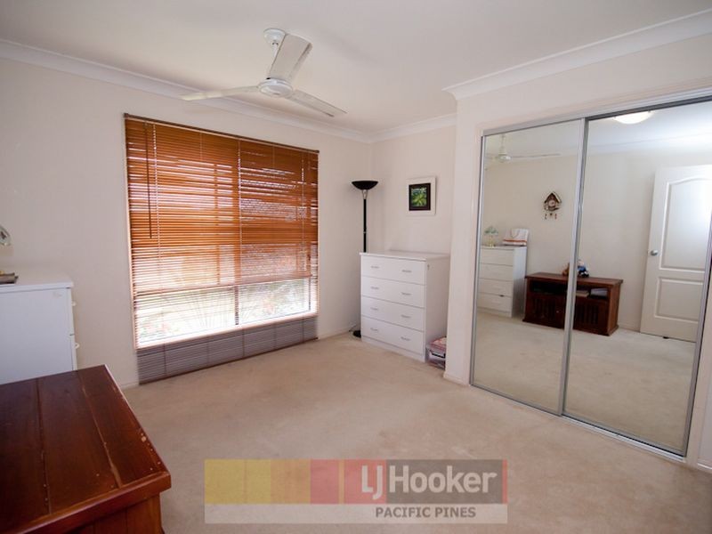 10A Manra Way, Pacific Pines QLD 4211