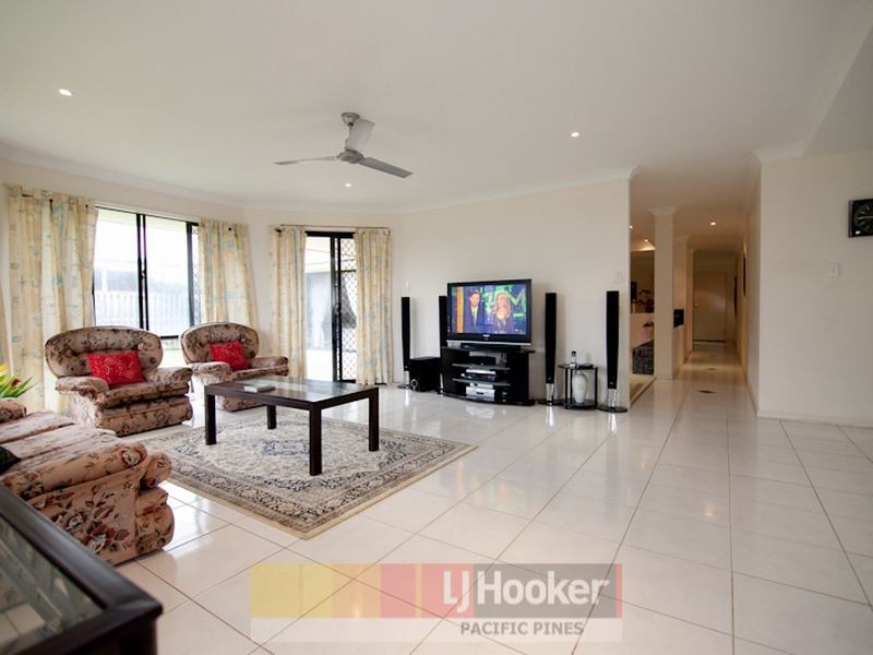 10A Manra Way, Pacific Pines QLD 4211