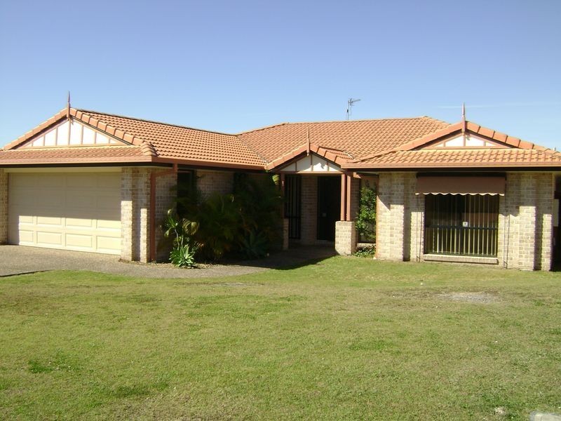 17 Crosby Avenue, Pacific Pines QLD 4211