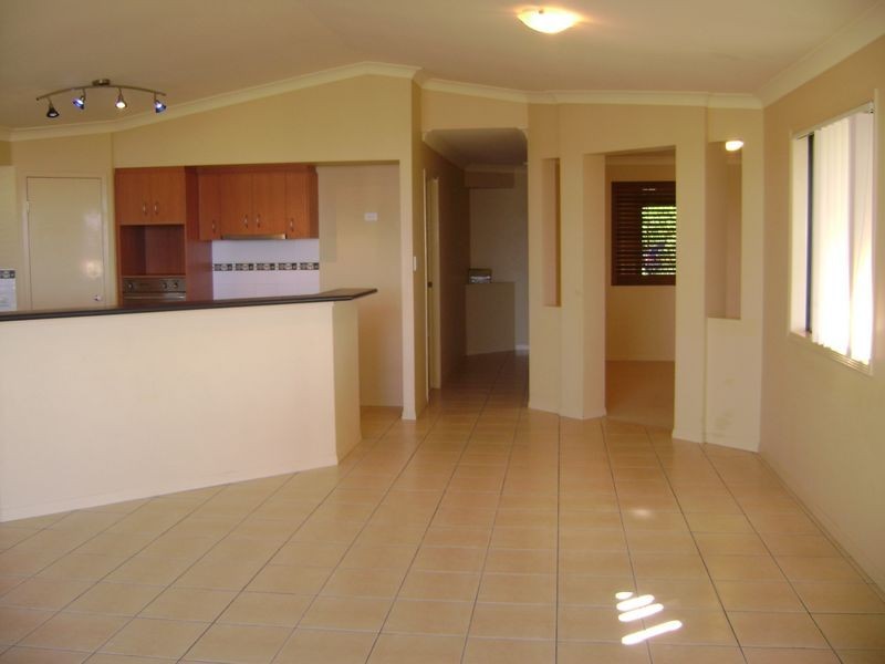 17 Crosby Avenue, Pacific Pines QLD 4211