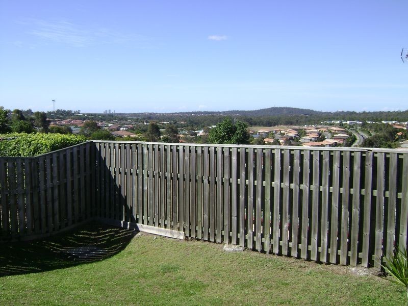 17 Crosby Avenue, Pacific Pines QLD 4211