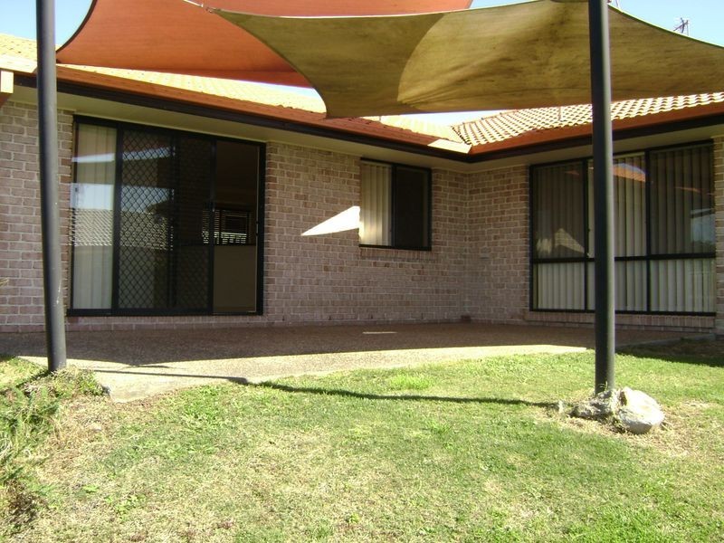 17 Crosby Avenue, Pacific Pines QLD 4211