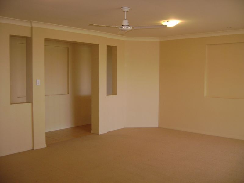 17 Crosby Avenue, Pacific Pines QLD 4211