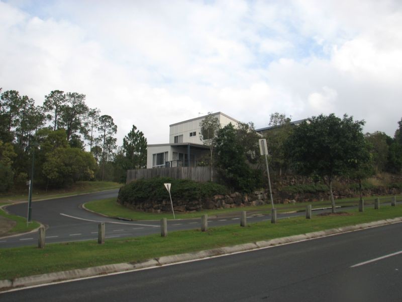 1 Norfolk Drive, Pacific Pines QLD 4211