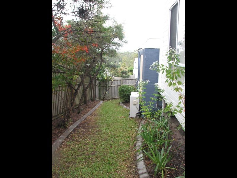 1 Norfolk Drive, Pacific Pines QLD 4211