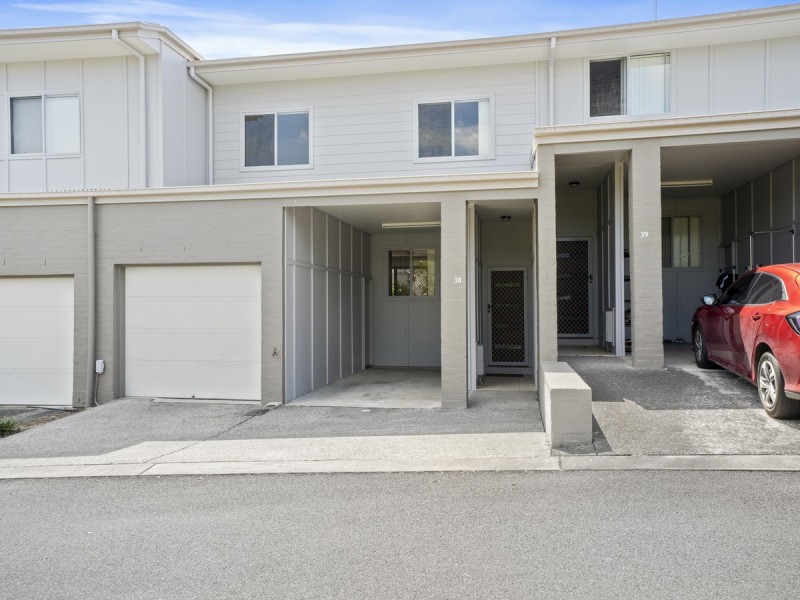 38/2 Toohey Street, Pacific Pines QLD 4211