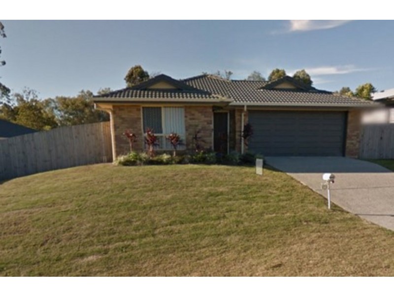 8 Hanover Drive, Pimpama QLD 4209