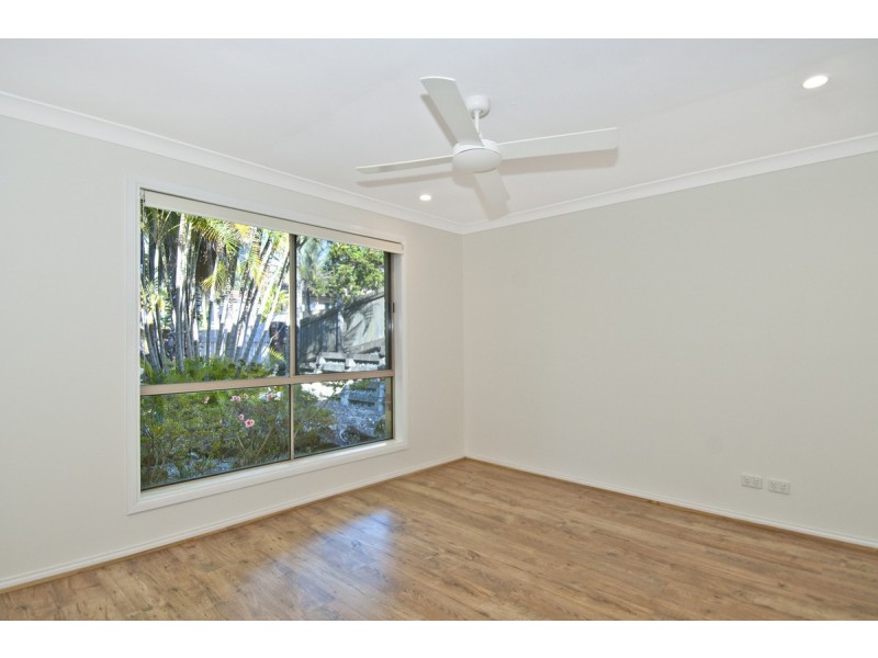 21 Rebbechi Court, Parkwood QLD 4214