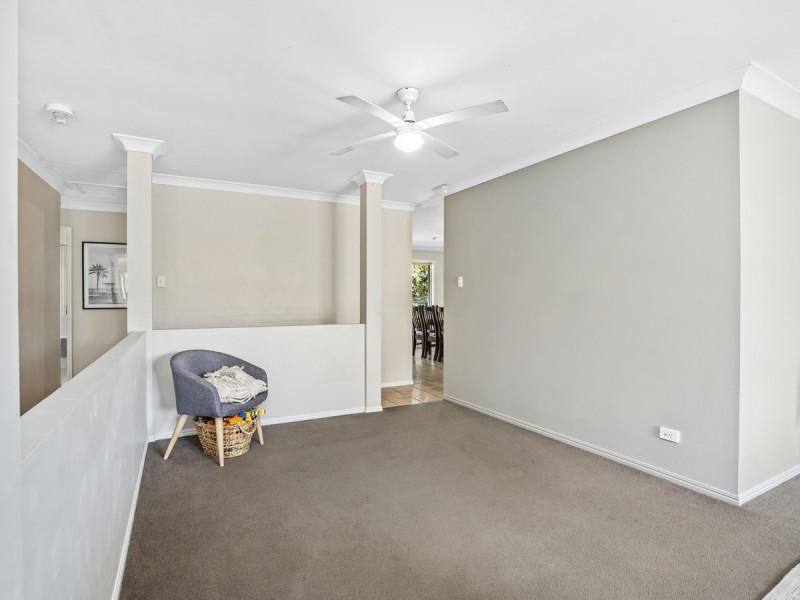 39 Maui Crescent, Oxenford QLD 4210