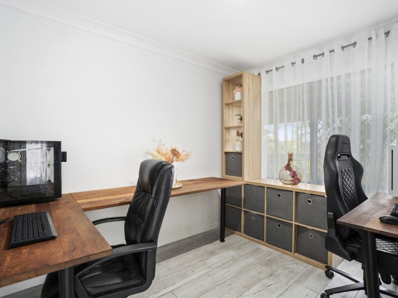 38 Capricorn Drive, Pacific Pines QLD 4211