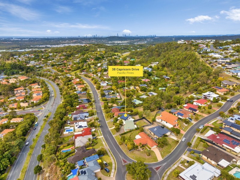 38 Capricorn Drive, Pacific Pines QLD 4211