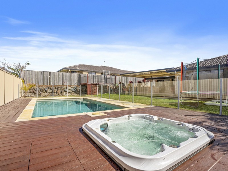 11 Duice Court, Oxenford QLD 4210