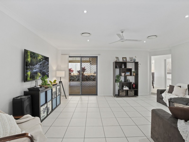 11 Duice Court, Oxenford QLD 4210