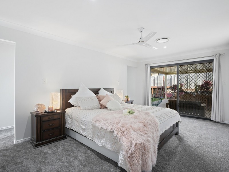 11 Duice Court, Oxenford QLD 4210