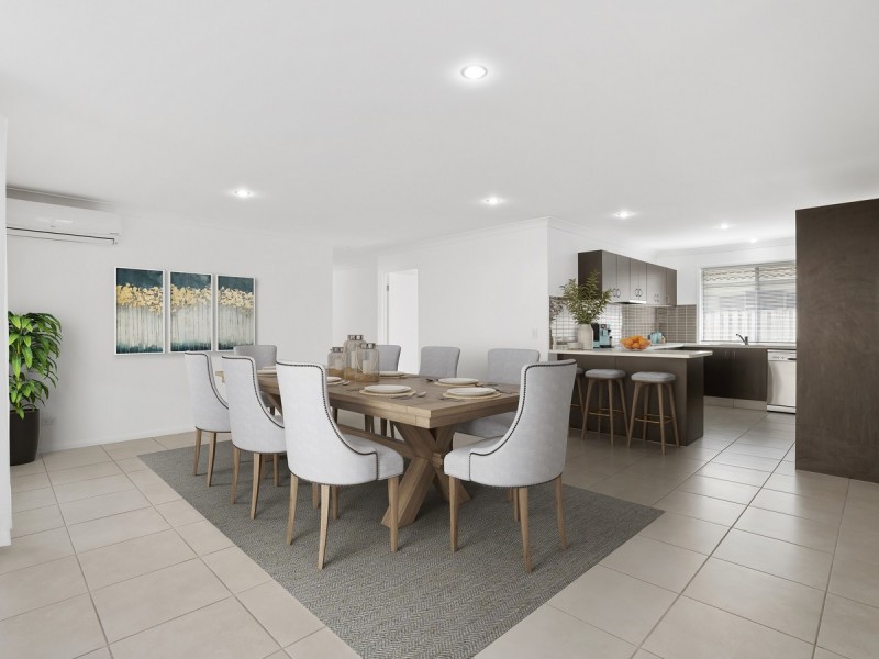 4 Alford Lane, Pacific Pines QLD 4211