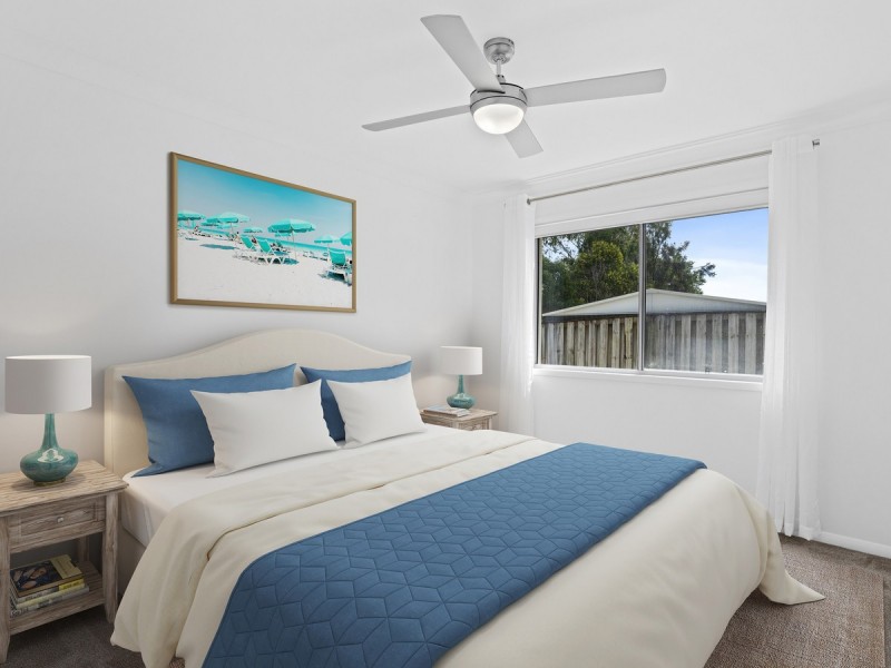 4 Alford Lane, Pacific Pines QLD 4211