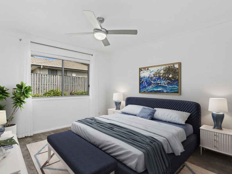 4 Alford Lane, Pacific Pines QLD 4211