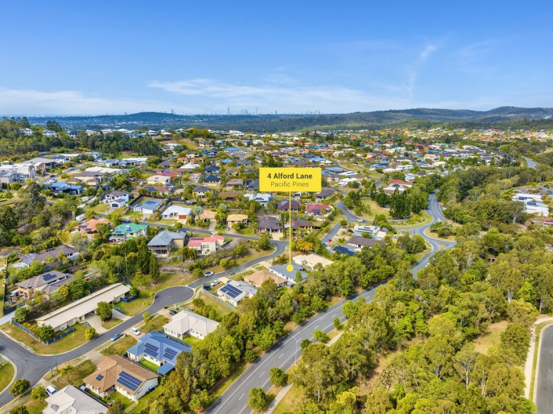 4 Alford Lane, Pacific Pines QLD 4211