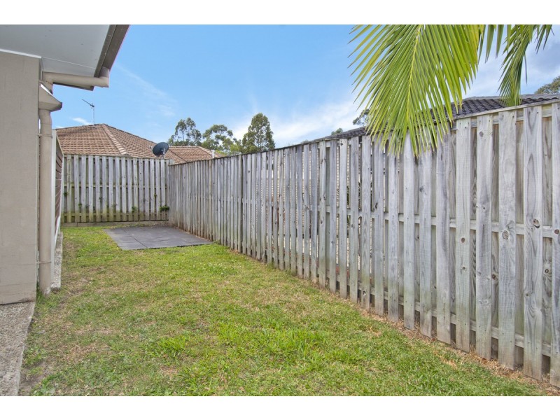 6 Starkey Street, Pacific Pines QLD 4211