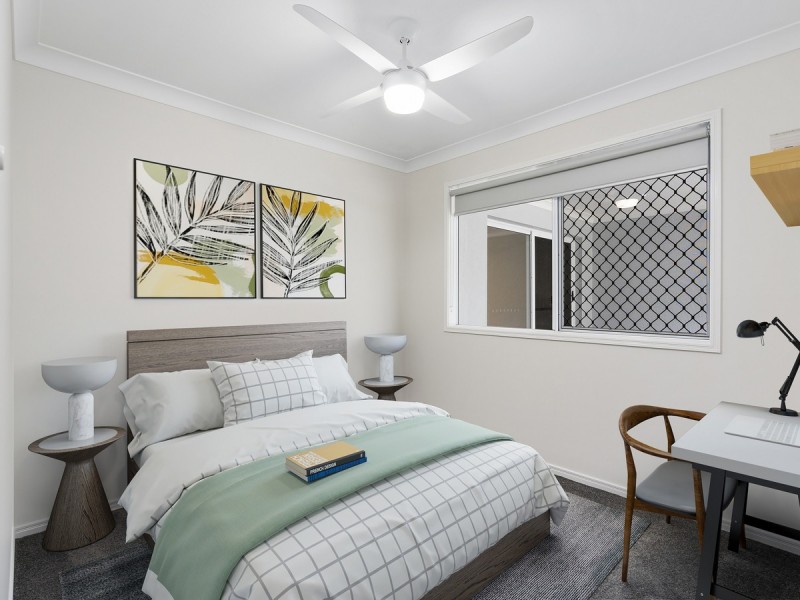 2/85 Victoria Drive, Pacific Pines QLD 4211