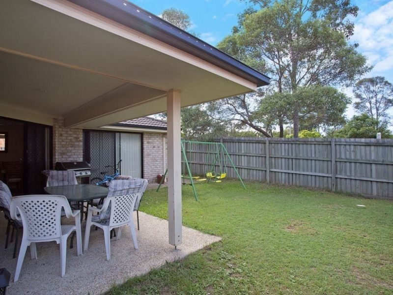 27 Murchison Street, Pacific Pines QLD 4211