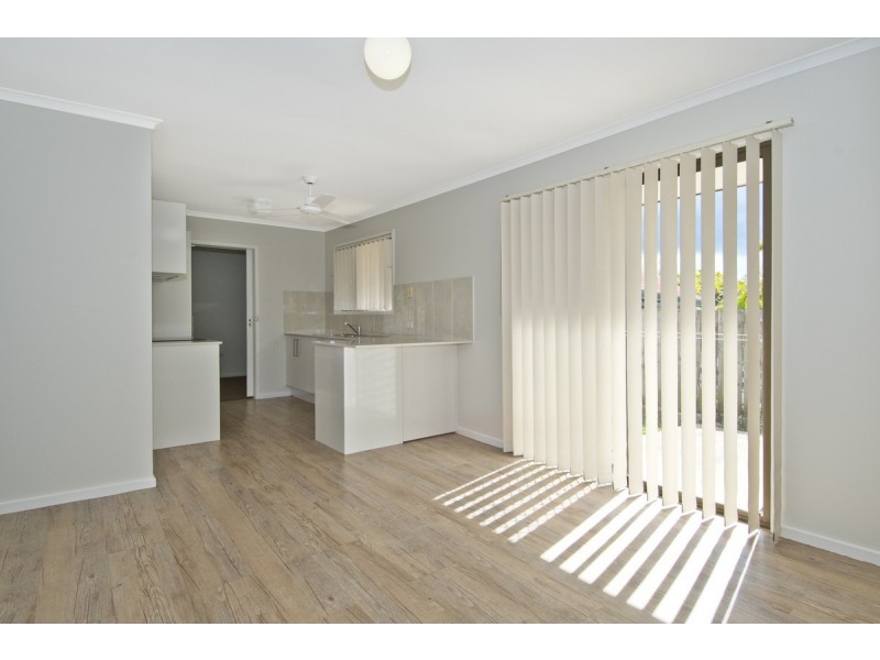 18 Wolvi Place, Helensvale QLD 4212