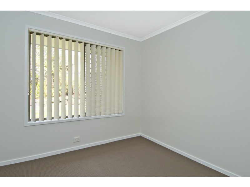 18 Wolvi Place, Helensvale QLD 4212