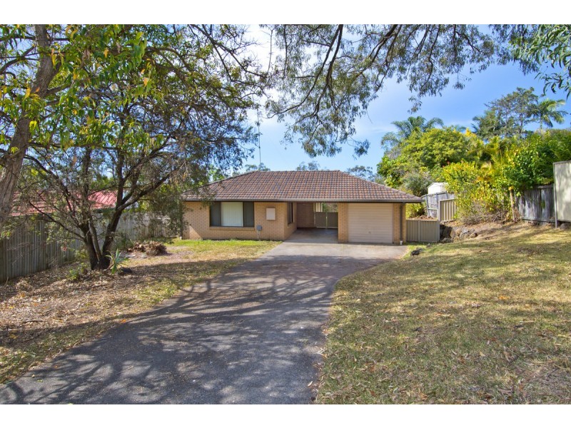 18 Wolvi Place, Helensvale QLD 4212
