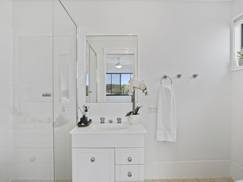 20/141 Pacific Pines Boulevard, Pacific Pines QLD 4211