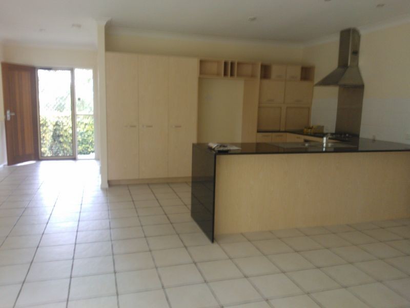 403 Ashmore Road, Ashmore QLD 4214