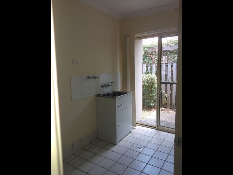 403 Ashmore Road, Ashmore QLD 4214