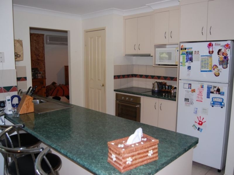 27 Pacific Pines Boulevard, Pacific Pines QLD 4211