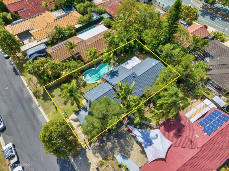 10 Phoenix Street, Pacific Pines QLD 4211