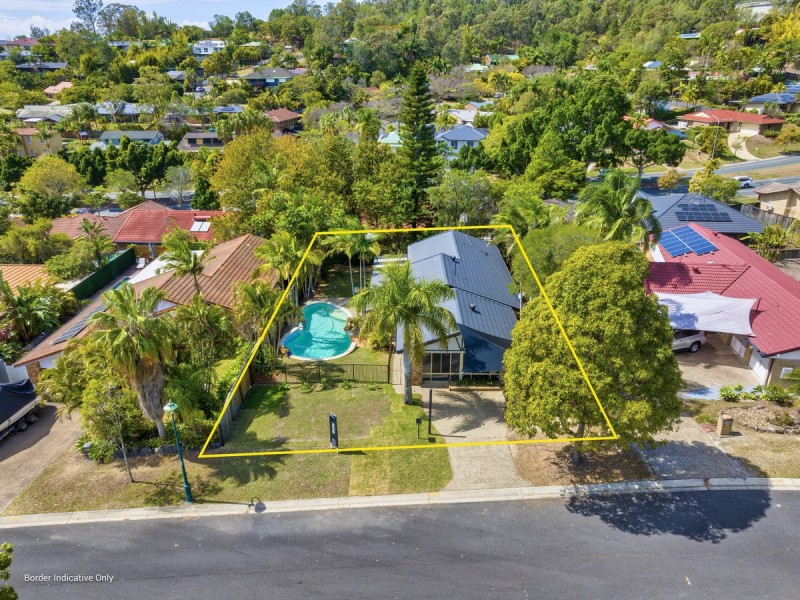 10 Phoenix Street, Pacific Pines QLD 4211