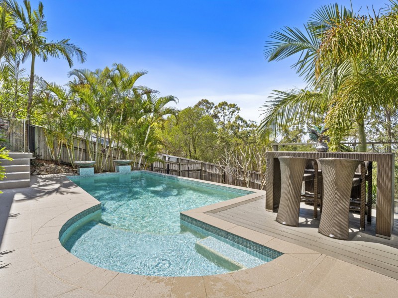 11 Salvado Drive, Pacific Pines QLD 4211