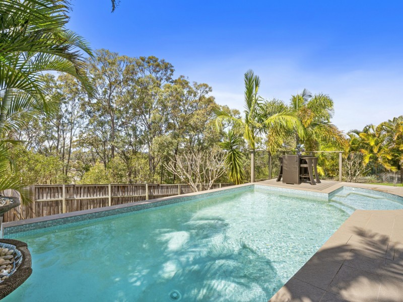 11 Salvado Drive, Pacific Pines QLD 4211