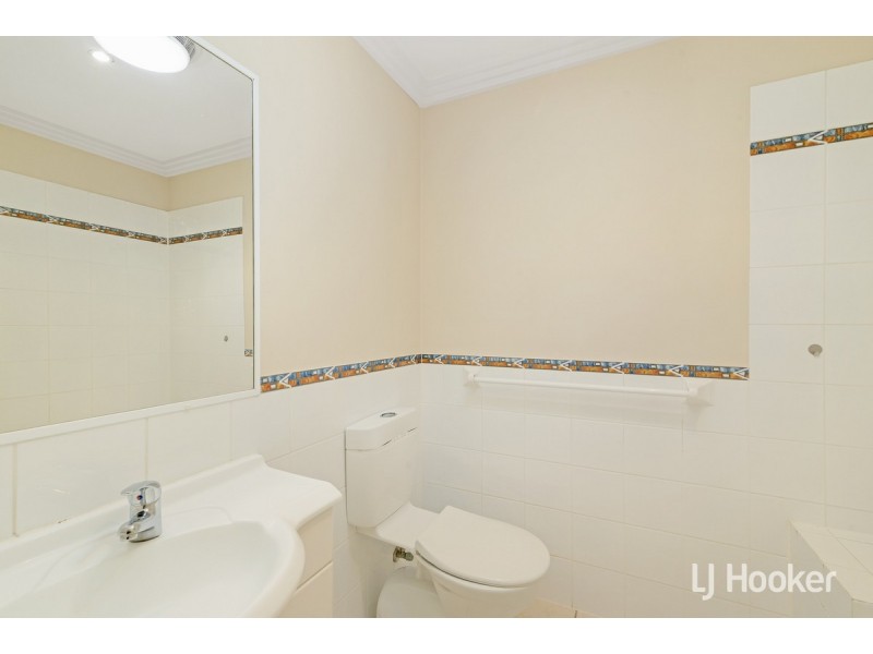 2/189 Scarborough Street, Southport QLD 4215