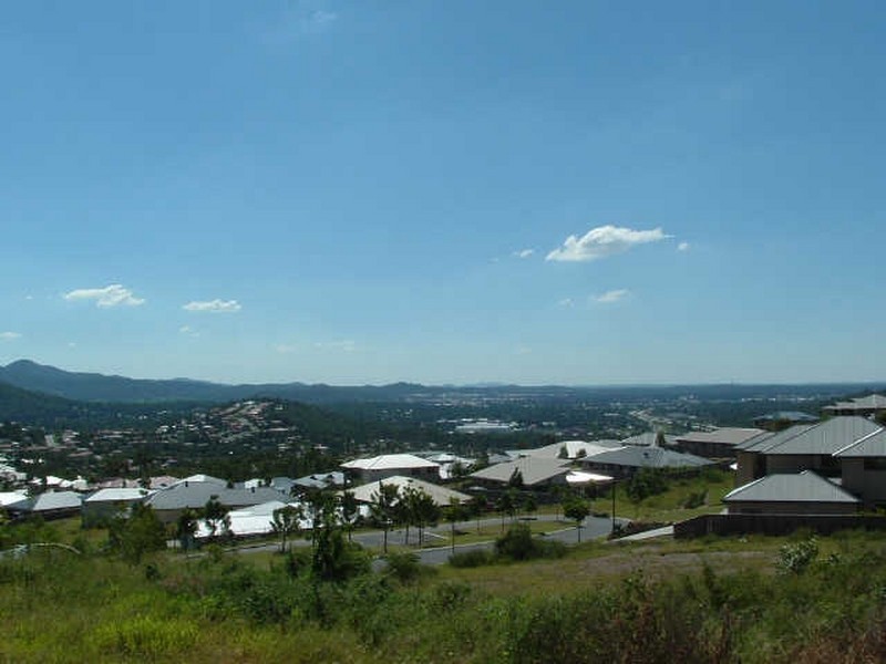 Pacific Pines QLD 4211