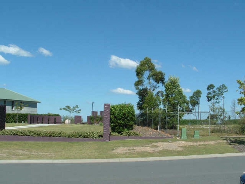 Pacific Pines QLD 4211