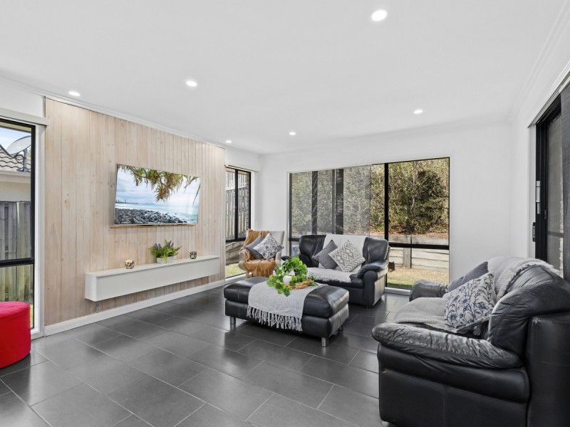 41 Manning Circuit, Pacific Pines QLD 4211